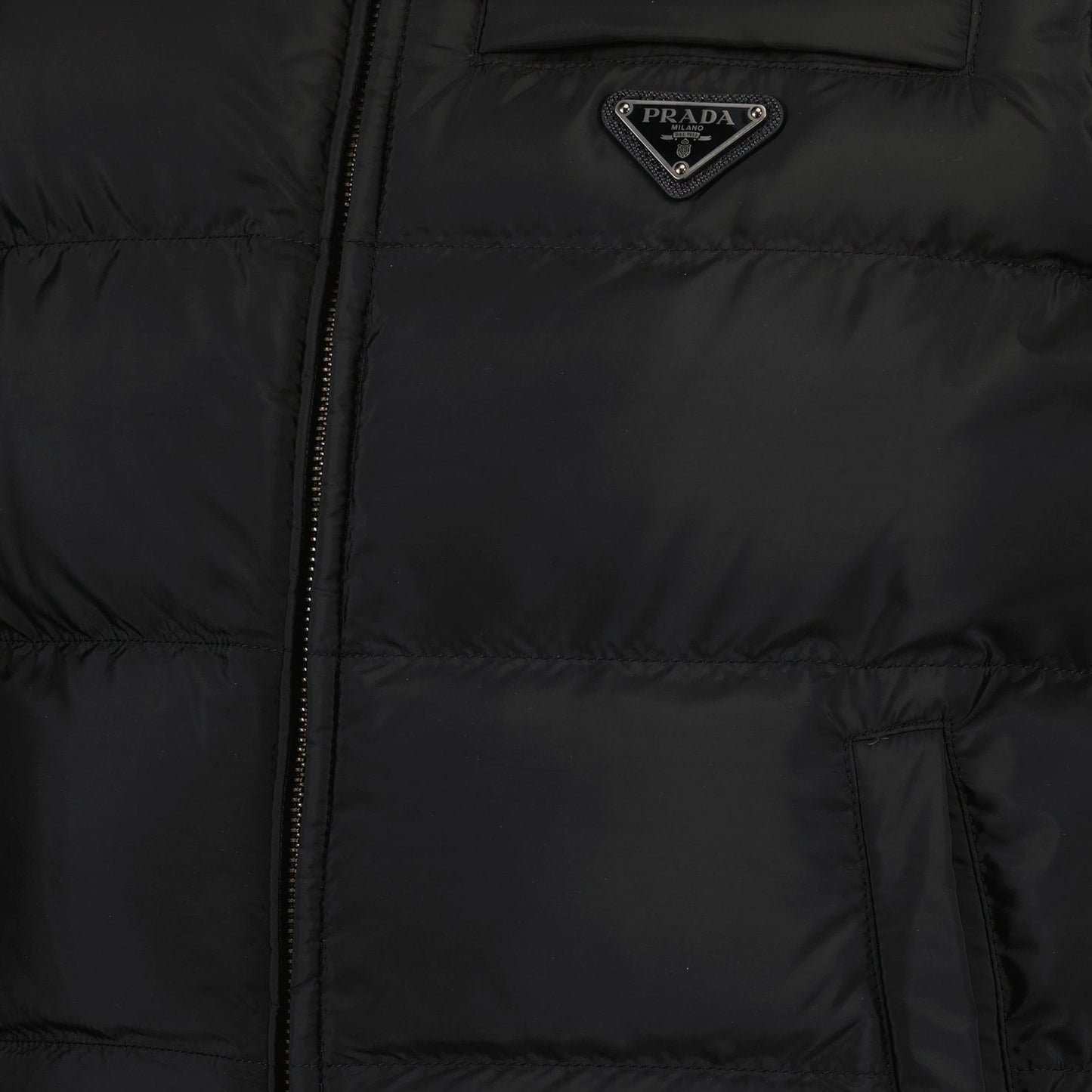 Sleeveless Quilted Jacket