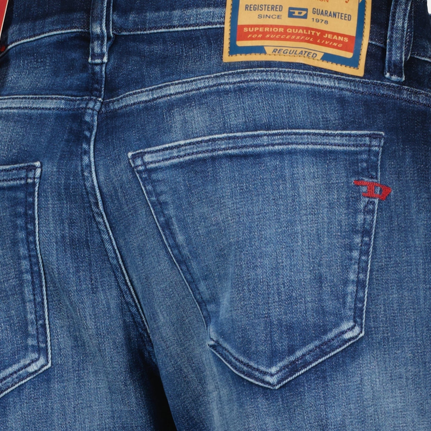 Jean D-Strukt 2019 L.32