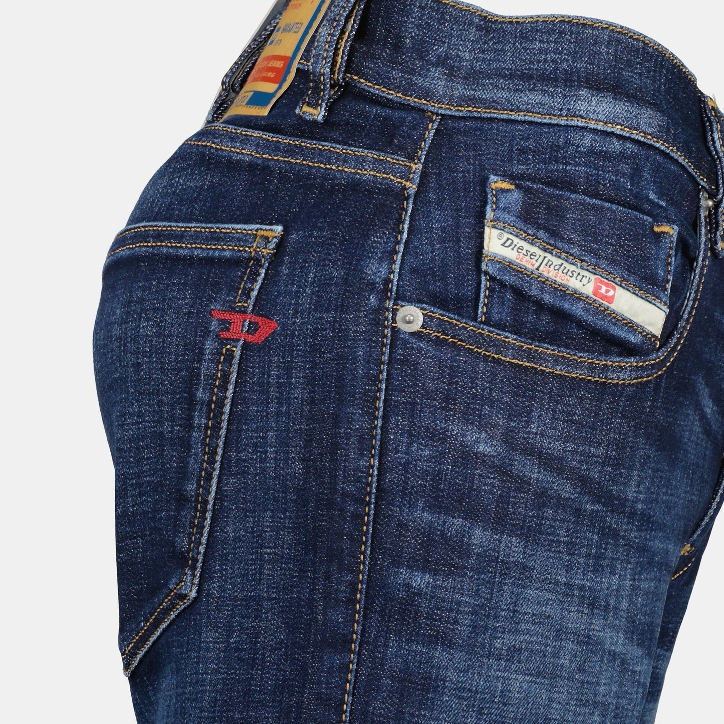 Slim Jean 2019 D-strukt