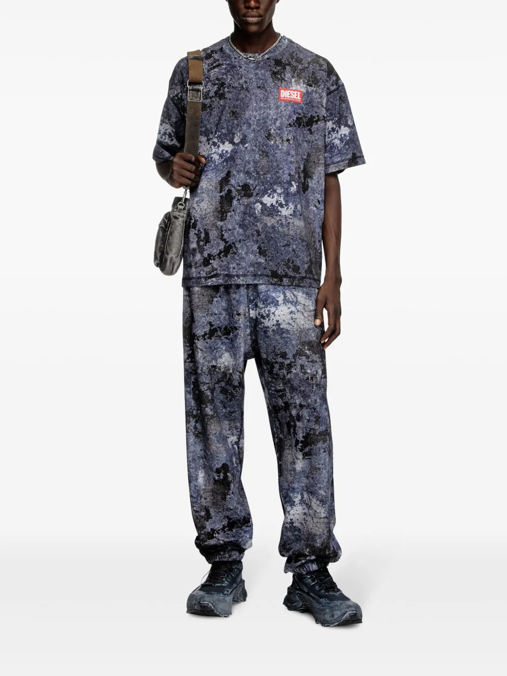 T-Shirt Printed T-Boxt-R12