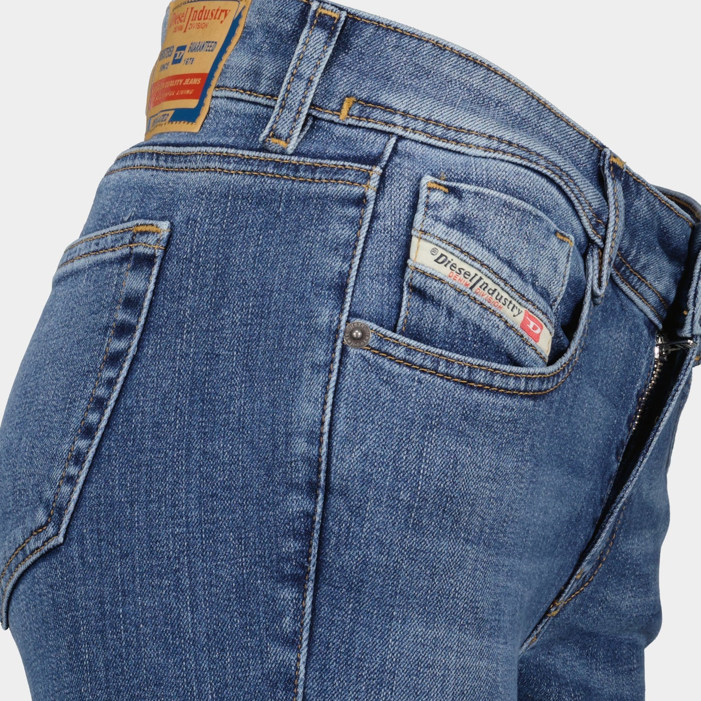 1969 D-Ebbey Blue Washed Jeans