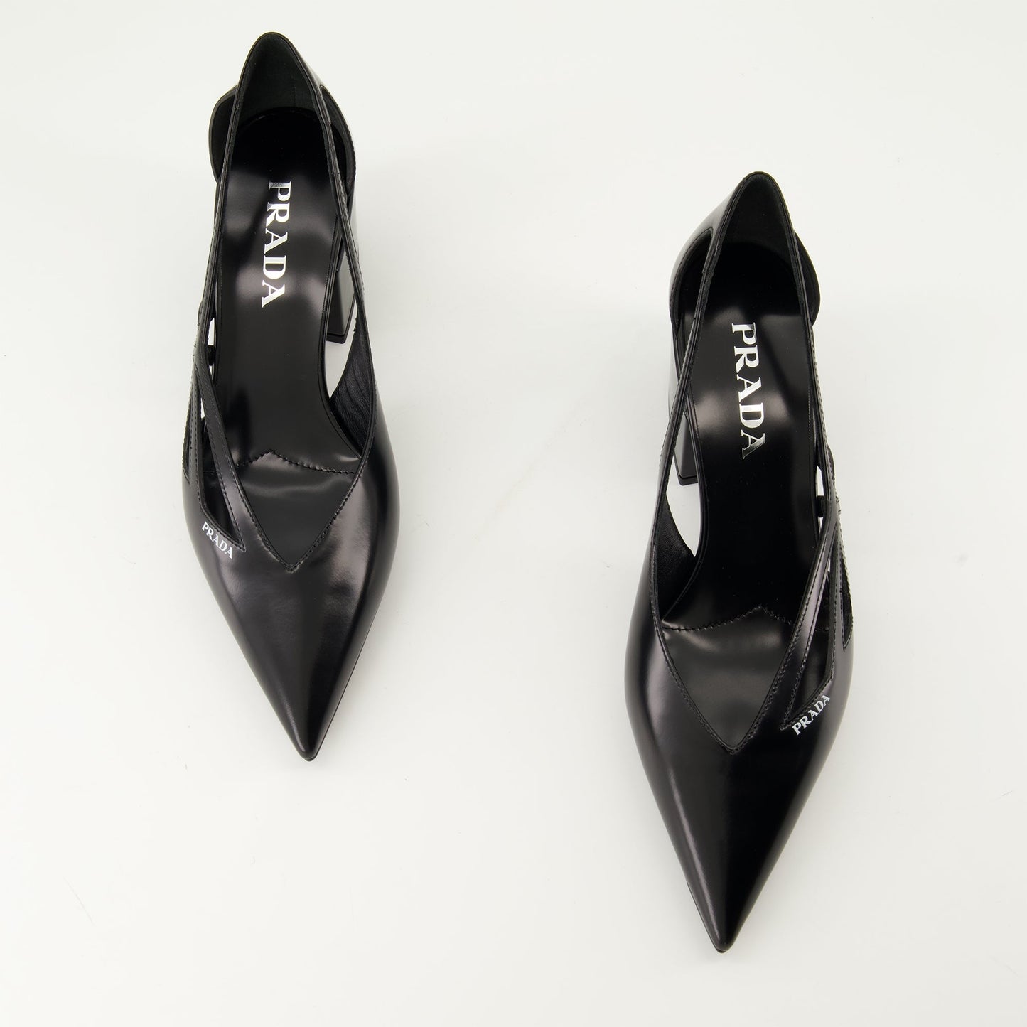 Glossy Leather Pumps