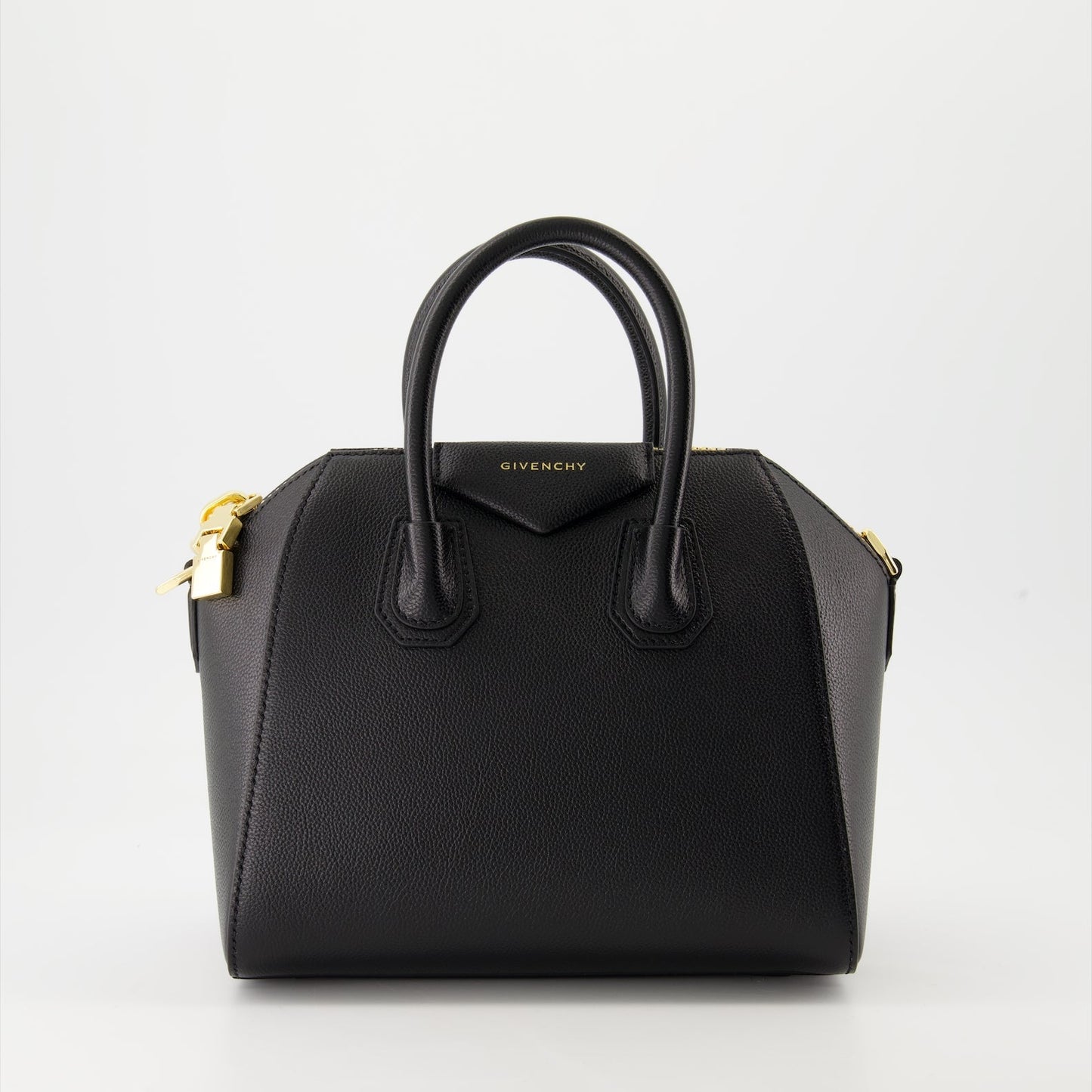 Antigona Leather Bag