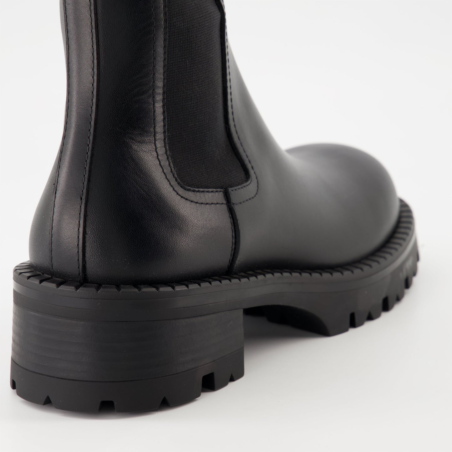 Alia Chelsea Boots